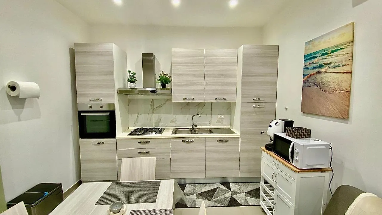 Apartment Appartamento Casa Crispino Piano Terra Per 2 Persone Frattaminore Italy